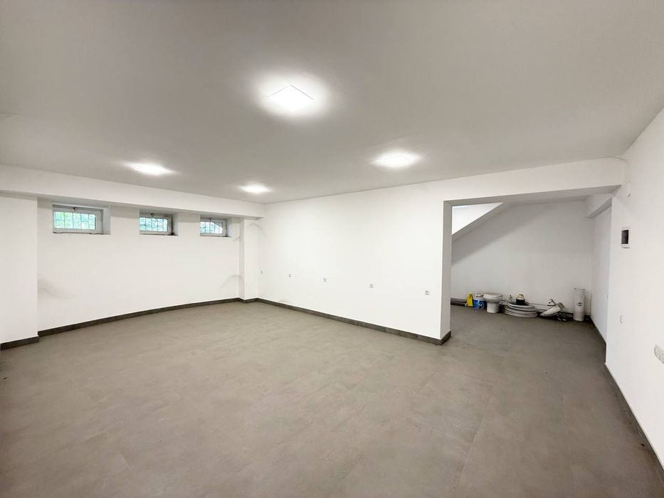 Продаётся Не Жилое Помещения Чиланзар Ц квартал 184м2