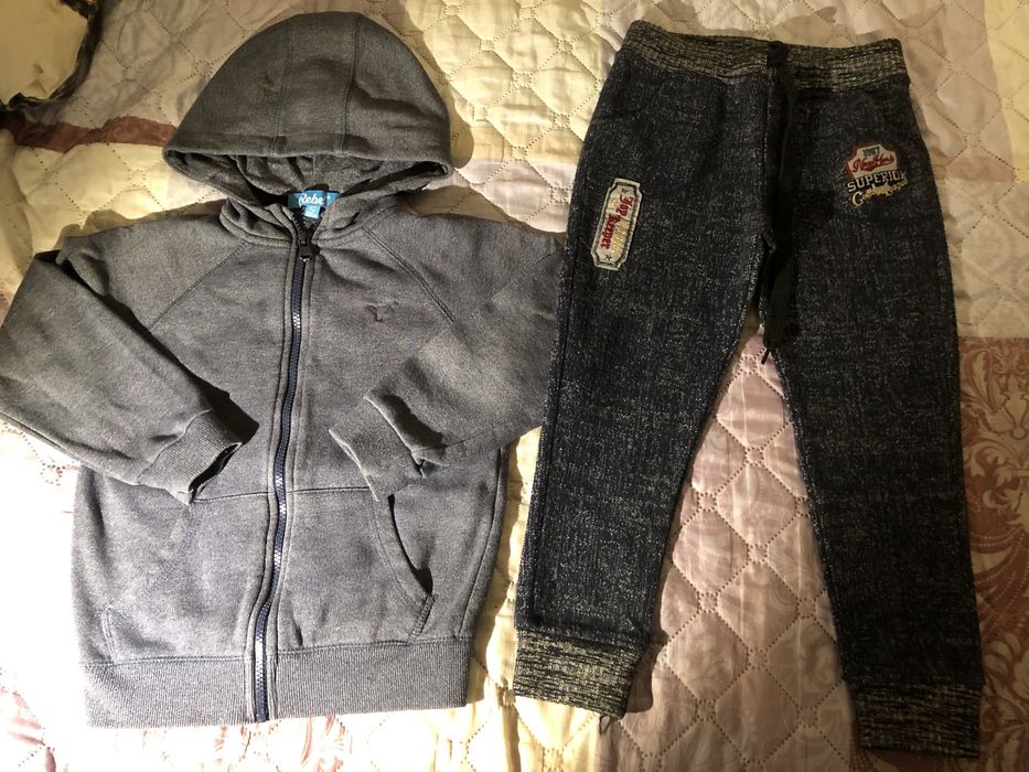 Дрехи за момче 6-7г (122 см) лека вата - комплекти, суичъри, долнище