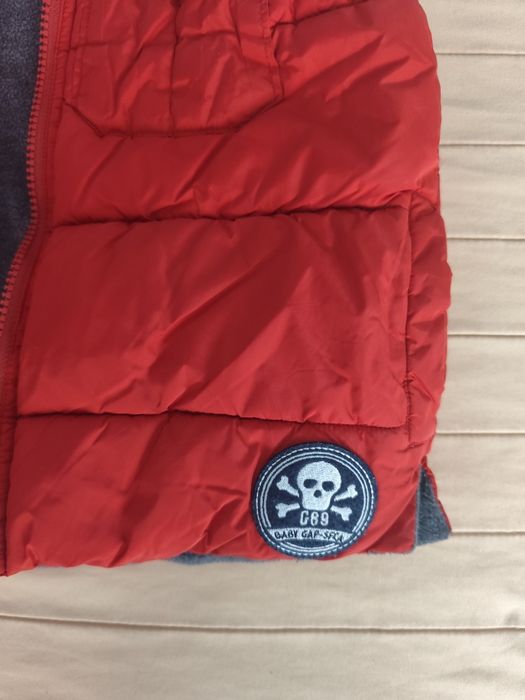 Детски елек Gap за момче 4-5 години