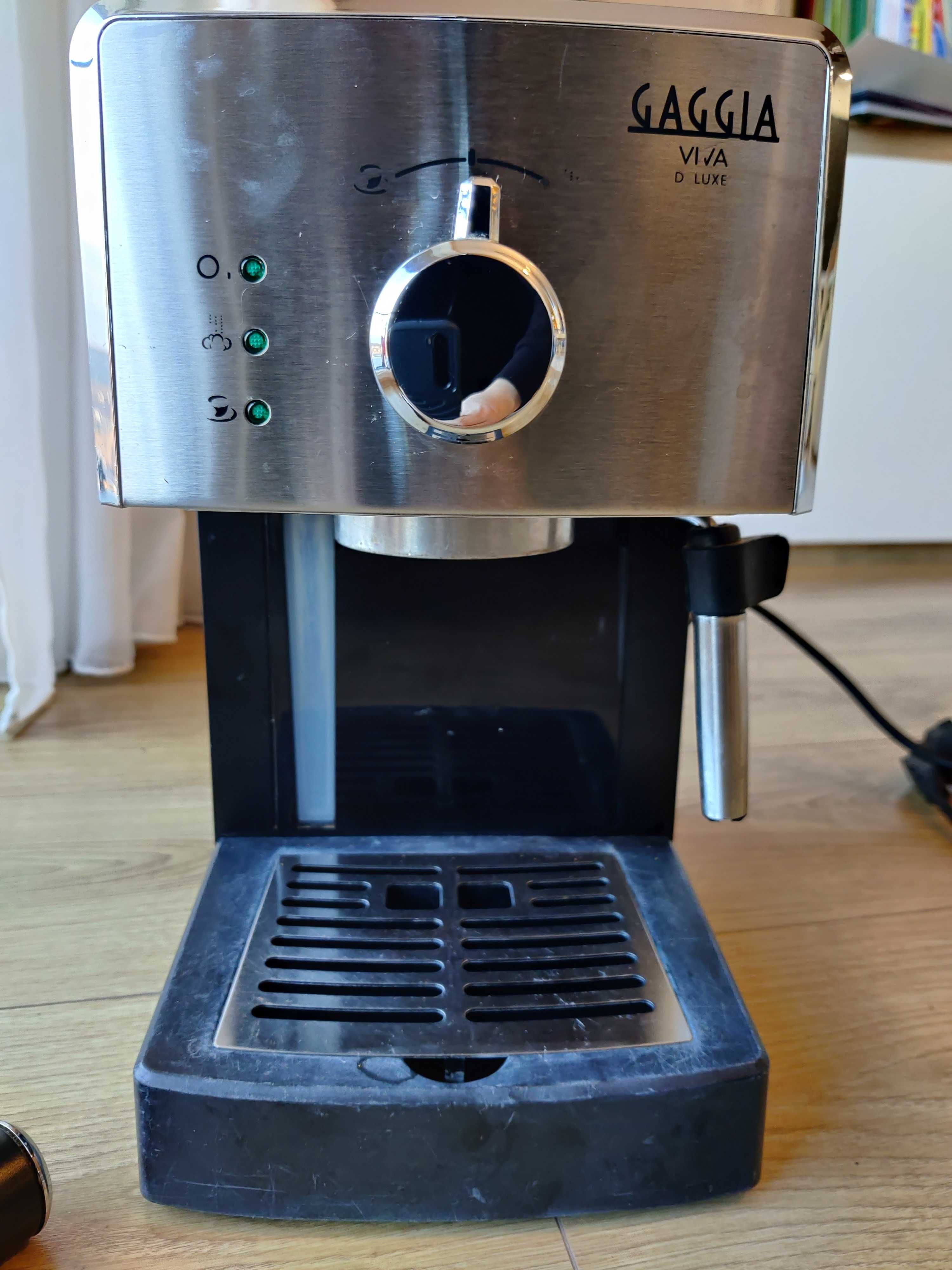 Espressor manual Gaggia Viva Deluxe, 1025 W, 1 L, 15 bar, Argintiu