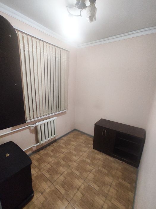 Вдоль дороги под офис и другое, Чиланзар 3 квартал