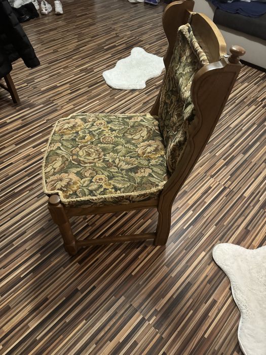 Scaune din lemn 6 bucati