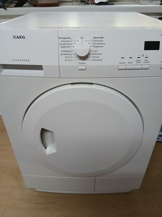 AEG, Uscător de rufe cu condensare