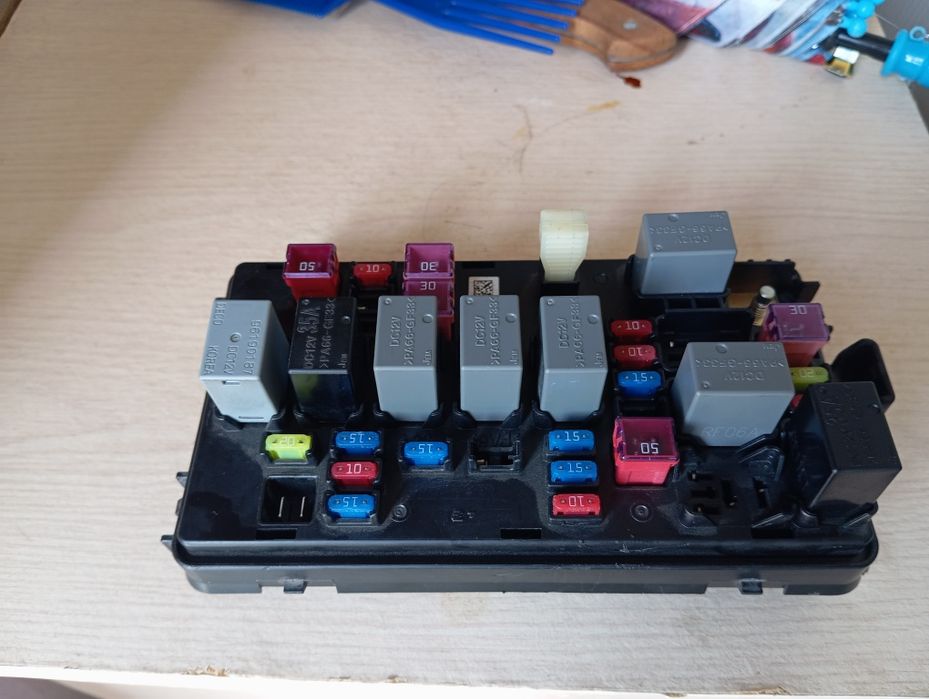 Блок предохранитель