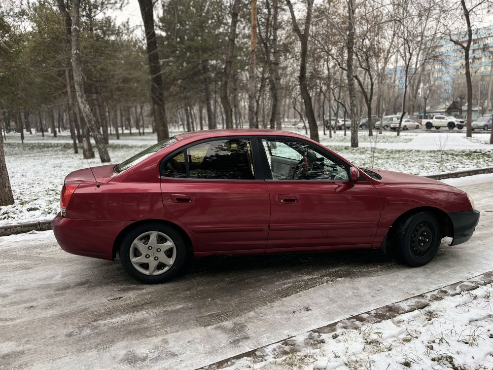 Hyundai elantra 2004 2.0 автомат