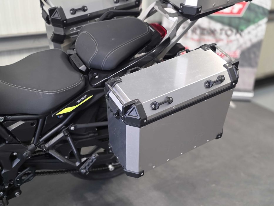 HobbyMoto vinde TRK702 / Garantie oficiala