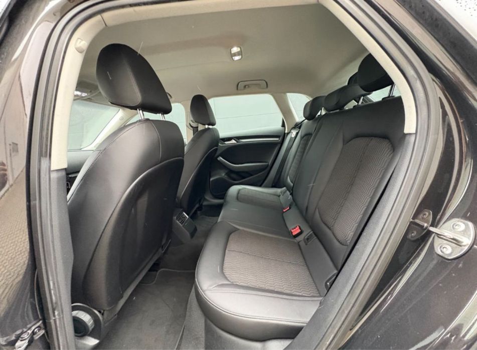 Audi A3, 1.6TDI, manual