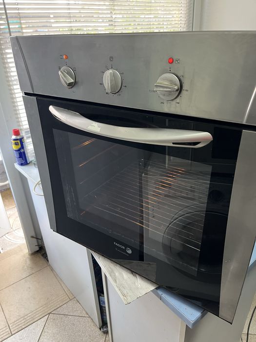 Електрически плот и фурна за вграждане Fagor