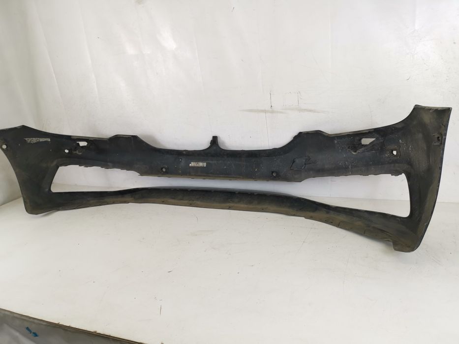 Предна броня BMW Серия 5 G30 / BMW Seria 5 G30 Оригинална, в добро със