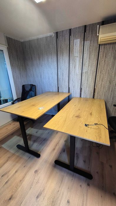 2 бр. чисто нови регулеруеми бюра