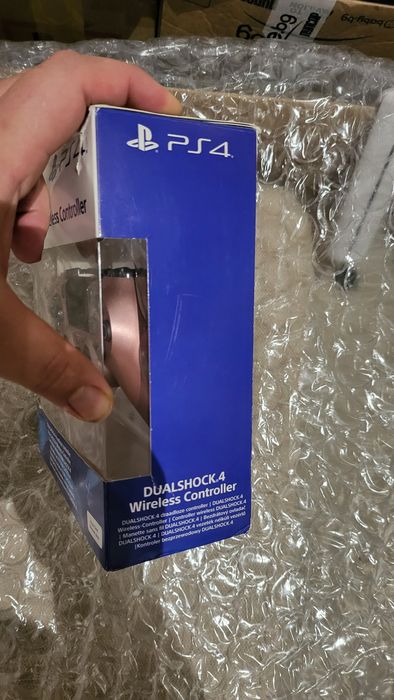 Нови лимитирани контролери за PlayStation 3 PlayStation 4 оригинални