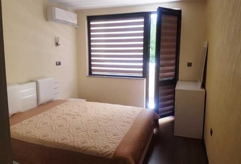 Дава се под наем Двустаен апартамент в София, Хладилника - 65 кв.м за 400 € - Снимка #3