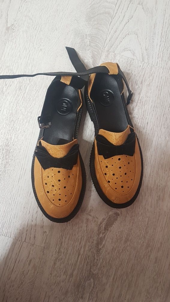botine piele întoarsă