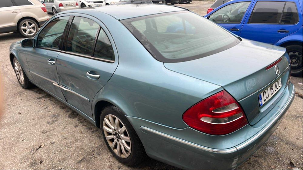 Mercedes e class usor avariat 2.2diesel