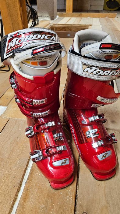 Clapari ski Nordica 44