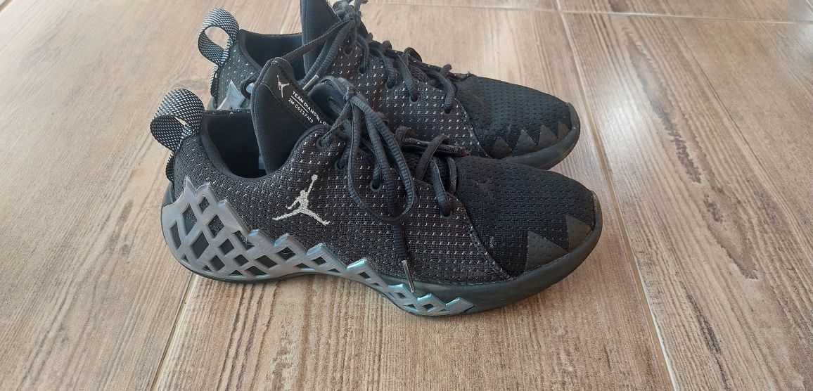 jordan jumpman diamond