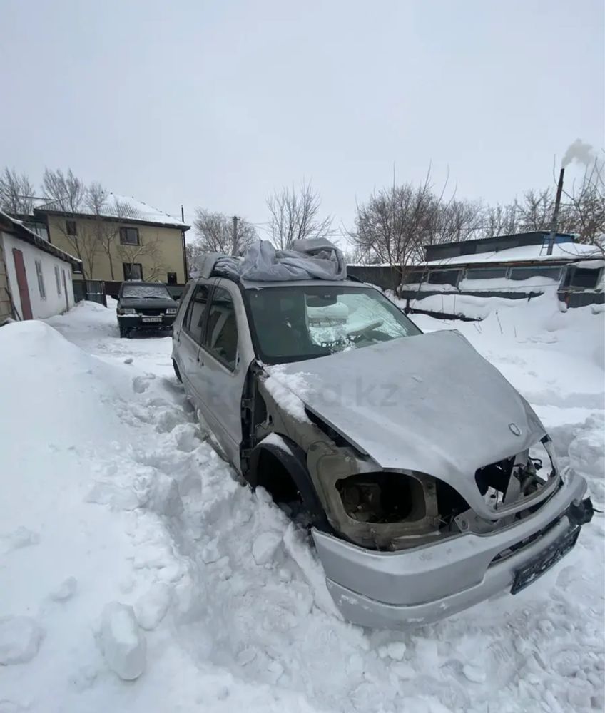 Мерс Мл на запчасти