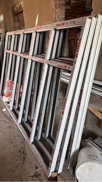 Пластик терезелер