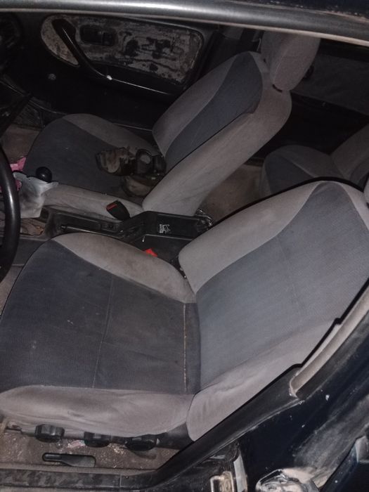 Сиденья передний Ниссан примера р10