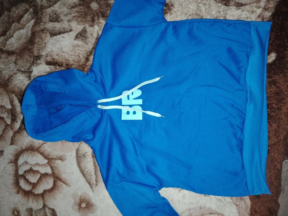 Продам новый спортивный костюм