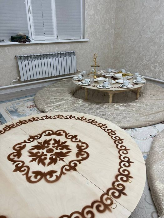 Жер стол аренда дөңгелек стол үстел стуля