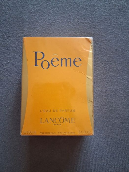 Se vinde parfum pret redus