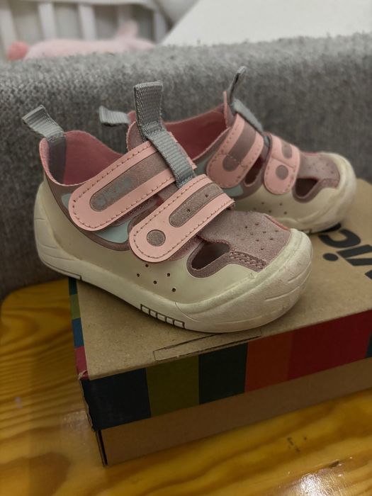 Кроссовки детские летние Vicco