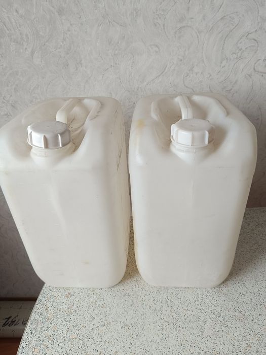 Продам канистры !