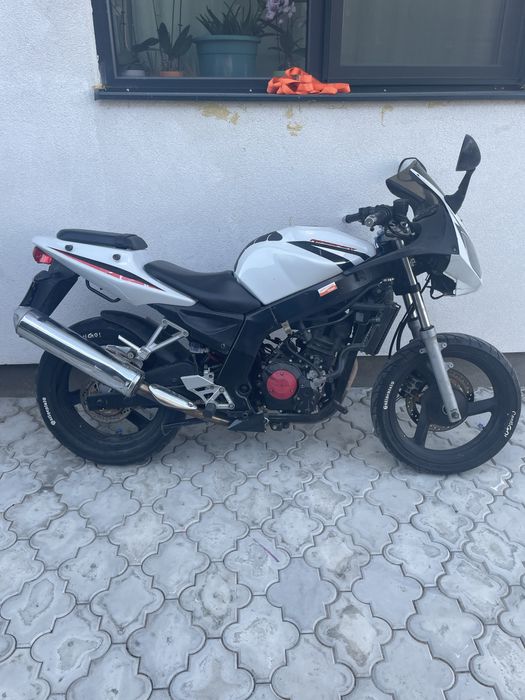 Vand/schimb Daelim R125 Sport