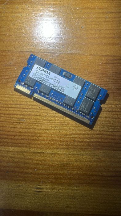 Озу на 2 Гб и 1 гб