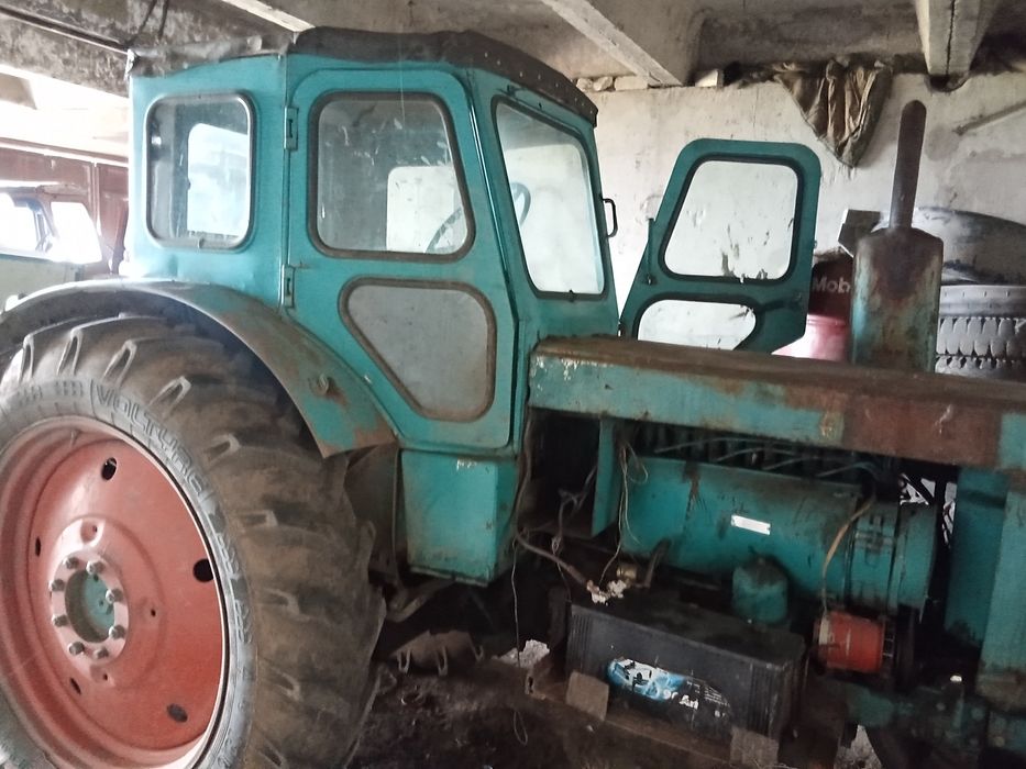 Трактор ЛТЗ Т-40