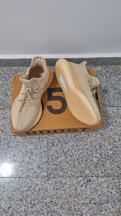 Yeezy Boost350  noi