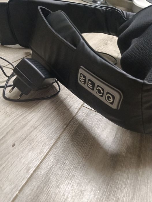 Aparat masaj Neck Massager