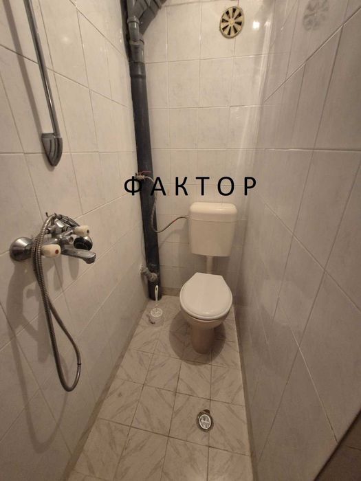 Продава се Четиристаен апартамент в Пловдив, Христо Смирненски - 130 кв.м за 1247 €/кв.м - Снимка #8