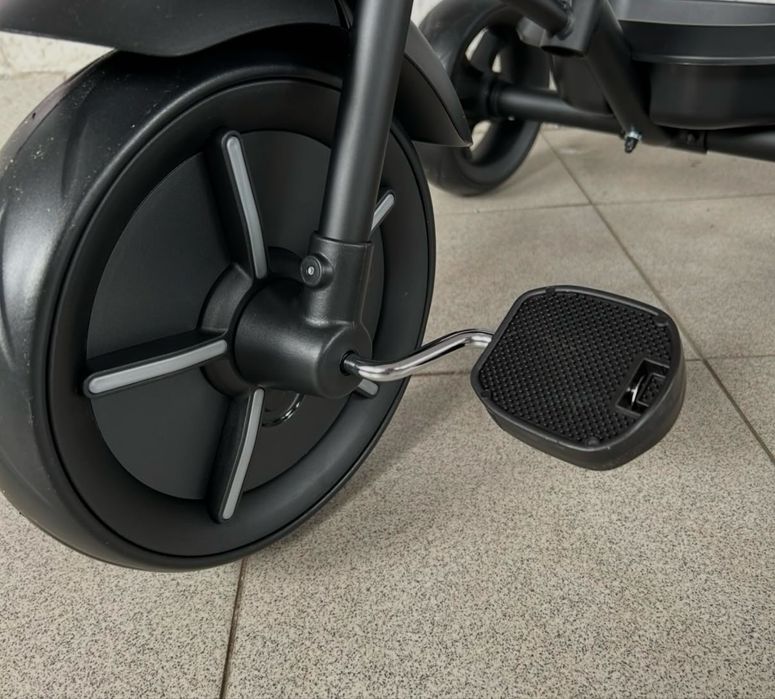 Трех колесный велосипед