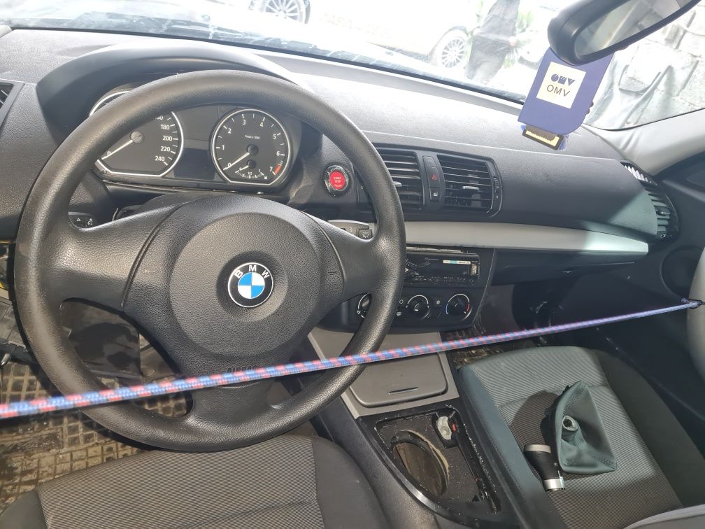 Dezmembrez BMW seria 1 116i