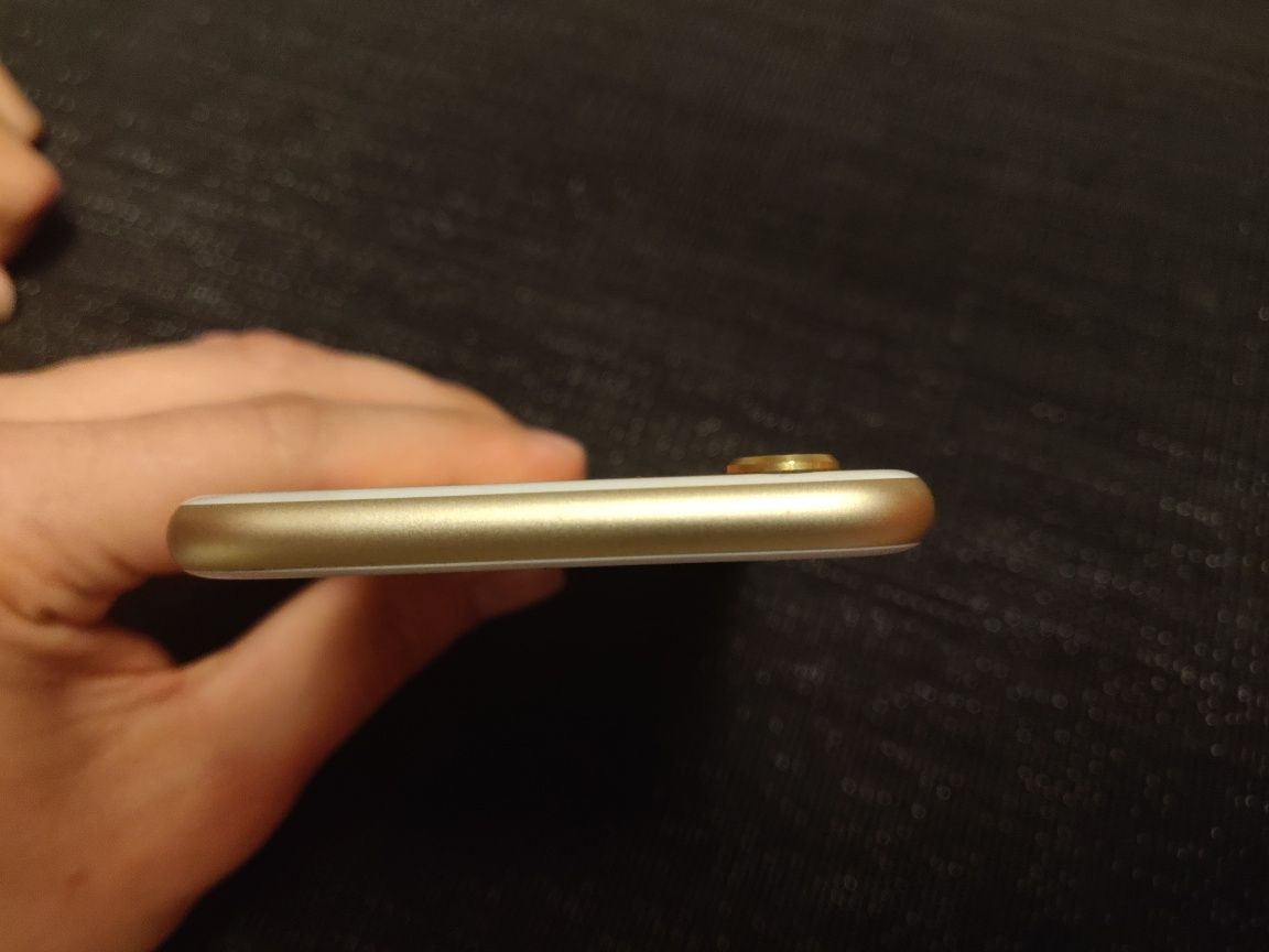 Iphone 6s - 64gb gold