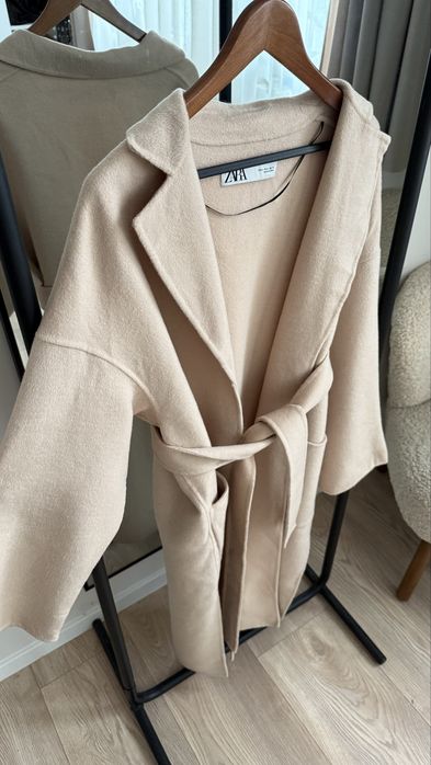 Zara палто тип “халат” от вълнен бленд