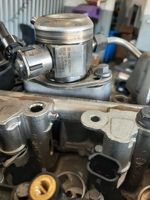Pompa injectie hn05 1.2 b peugeot 2008 208 3008 citroen c4 0261520710