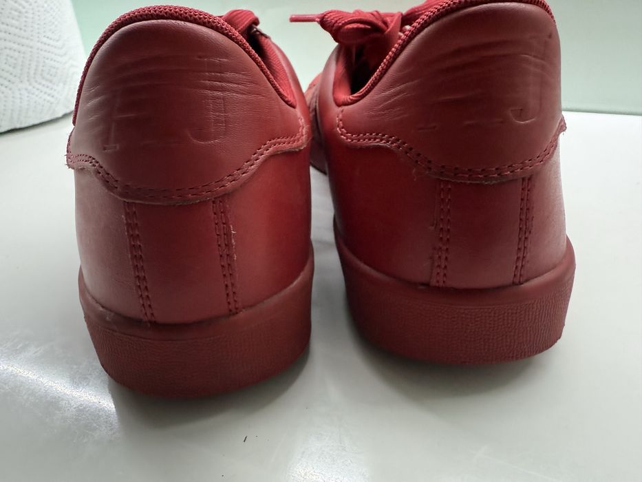 Armani 42 ном естествена кожа, оригинални