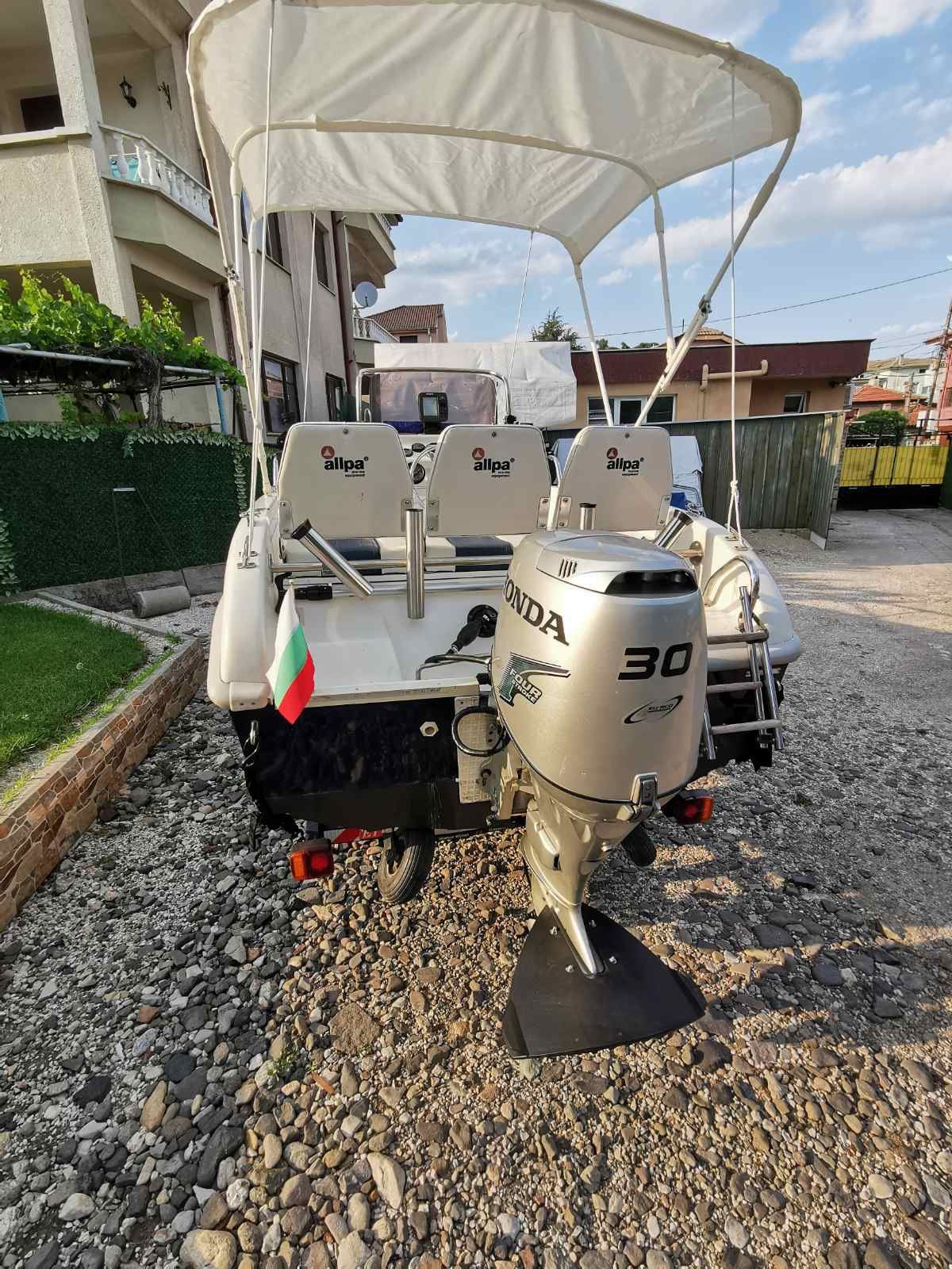 Лодка Aquamar с мотор Honda 30PS