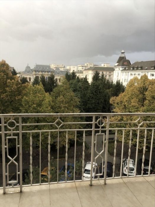 Ofer spre inchiriere apartament 2 camere zona centrala