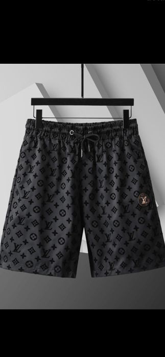 Pantalon plaja Louis Vuitton, model 2025, 2 modele