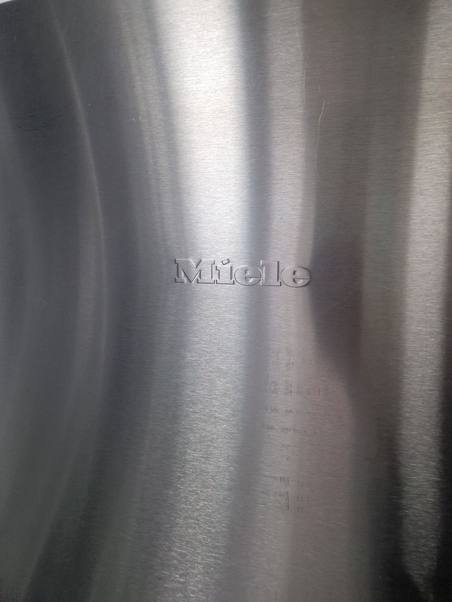Хладилник с фризер Miele 197/74/70