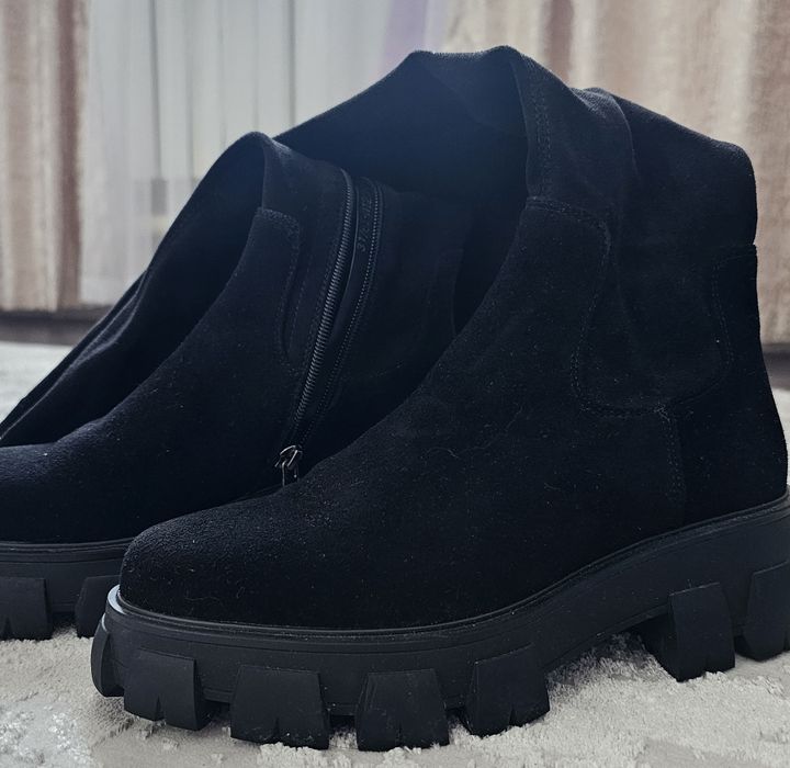 Продам ботфорты одеты 2 раза