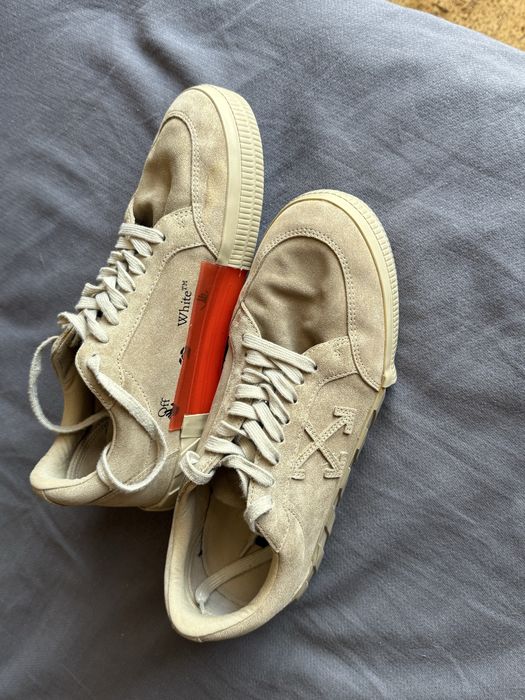 Off White 43 използвани