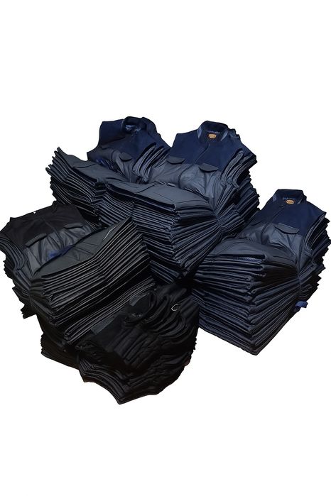 Мужские жилеты

Предла