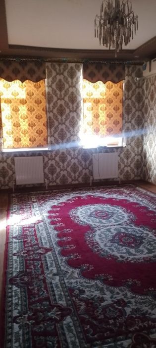 Элитний домда жойлашган 3 хонали квартира ижарага берилади