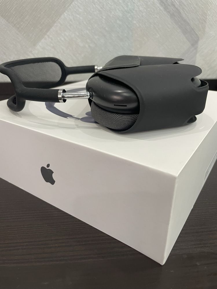 Airpods max sotiladi