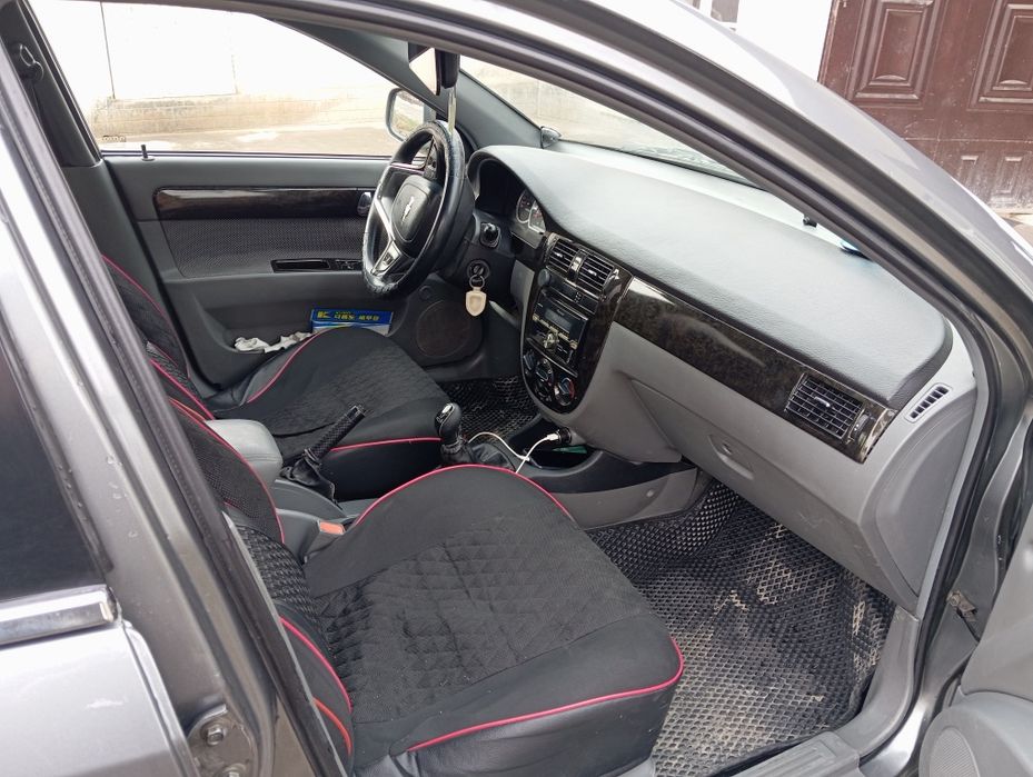 Мошина сотилади холати яхши